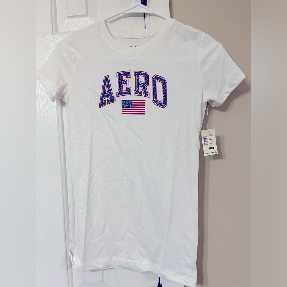 Aeropostale XS Holiday tshirt nwt